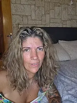 Stripchat Watch Live Sex Cams of Dreamlove1