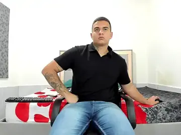 Stripchat Free Porn Cam of simookeler