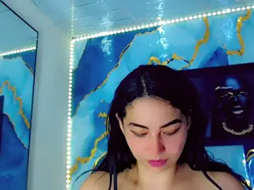 Stripchat Nude Webcam of Yasmine_Tapias