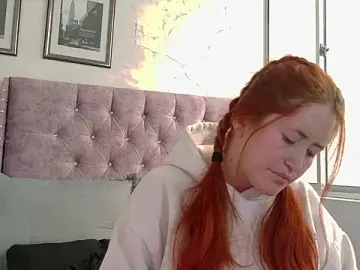 Stripchat Nude Webcam of AmberLaurentt_