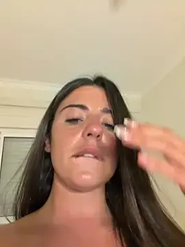 Stripchat Live Sex Cam of PTlatinaa