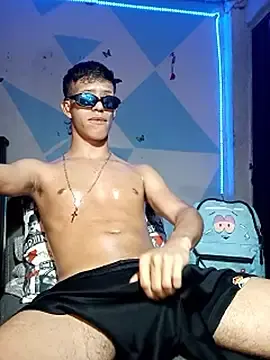 Stripchat Adult Webcam of dareck_18