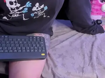 Stripchat Watch Live Sex Cams of lucky-leah