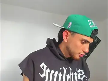 Stripchat Free Porn Cam of samevansx_