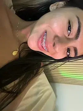 Stripchat Nude Webcam of Lilybeeth