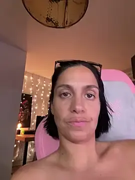Stripchat Live Sex of LaPetiteKim