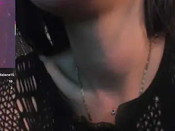 Stripchat Free Live Porn of IzzyHiltton_