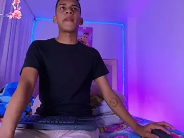 Stripchat Adult Webcams of dilan_alfonzo