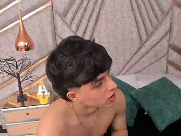 Stripchat Live Porn of DamiaanXx