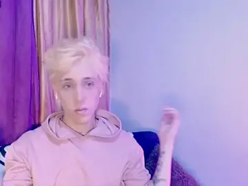 Stripchat Free Porn Cam of DannyParker_