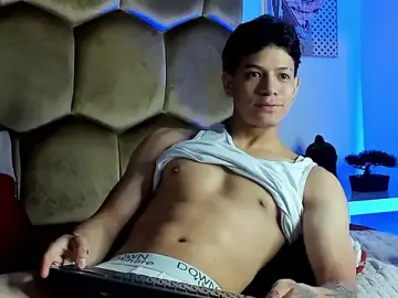 Stripchat Private Sex Chat of TonyPetrovjs