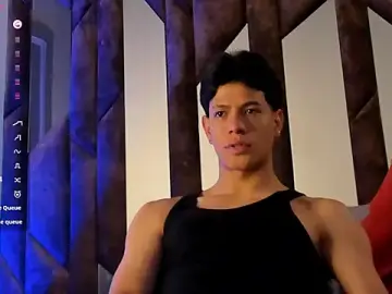Stripchat Live Sex Cam of TonyPetrovjs