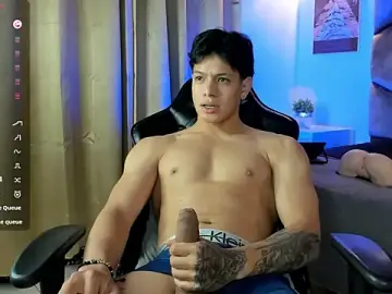 Stripchat Best live sex cam show of TonyPetrovjs