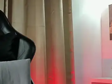 Stripchat Live Porn of TonyPetrovjs