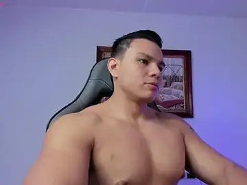 Stripchat Watch Live Sex Cams of RoyConstance