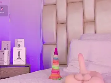 Stripchat Free Porn Cam of Shasa_8