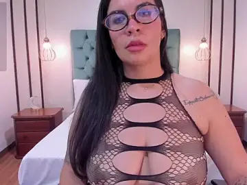 Stripchat Best live sex cam show of Hannah_Cross