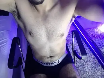 Stripchat Watch Live Sex Cams of LucasThomson_