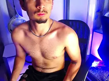 Stripchat Best Webcam of LucasThomson_