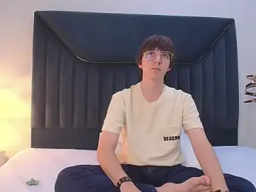 Stripchat Live Sex Cam of JeffBellfort