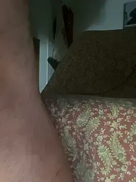 Stripchat Sex Cam of GusanoDelicioso