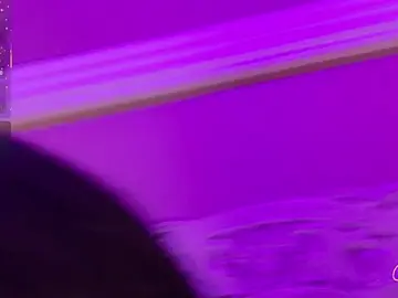 Stripchat Live Sex Cam of MalaikaBrown
