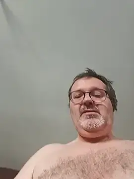 Stripchat Live Sex Cam of mike9473