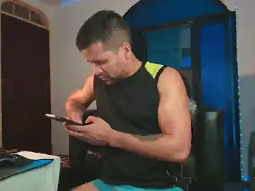 Stripchat Sex Cam of LucasGaeel