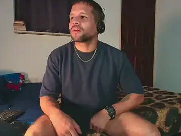 Stripchat Free Porn Cam of LucasGaeel