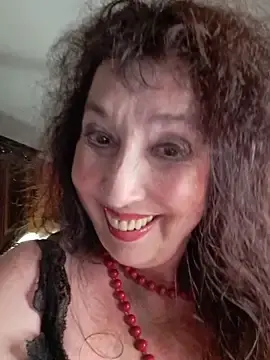 Stripchat Live Sex of GypsyEsmeralda