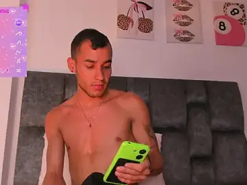 Stripchat Live Porn of MaxPower003