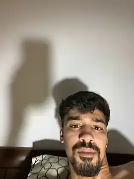 Stripchat Watch Live Sex Cams of Hermanooooooo
