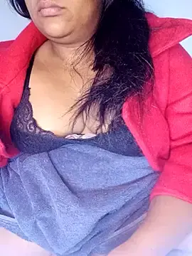Stripchat Live Sex of PRETTY-MI