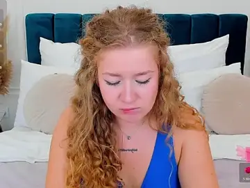 Stripchat Nude Webcam of CassieRide