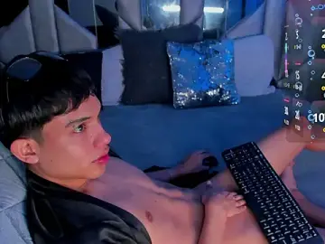 Stripchat Free Porn Cam of Sebax_Young
