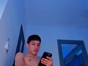 Stripchat Live Sex of Sebax_Young