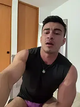 Stripchat Free Porn Cam of Chris_Clarck