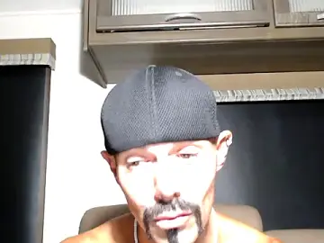 Stripchat Sex Chat of ThickD2C