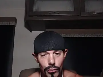 Stripchat Sex Cam of ThickD2C