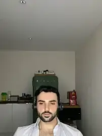 Stripchat Adult Webcam of eauminerale