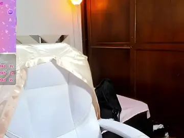 Stripchat Free Porn Cam of lovely_julietaa