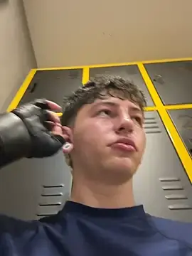 Stripchat Live Sex of ARON_LUXX