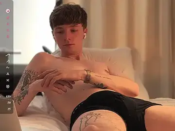 Stripchat Sex Cam of Calvin_Polanski