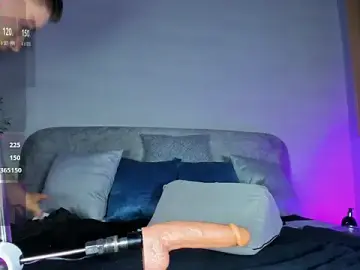 Stripchat Live Sex Cam of Ian_Castillo_