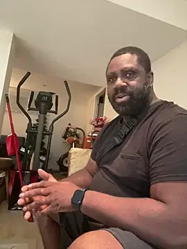 Stripchat Live Sex Cam of KOdaLion
