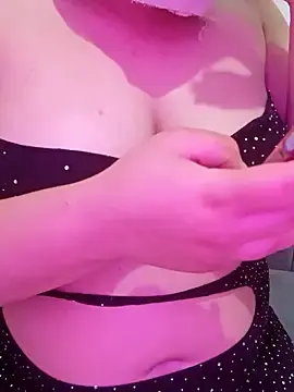 Stripchat Live Sex of HONEY_SWEETY_XX