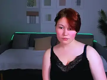 Stripchat Live Sex Cam of MiaLacrice