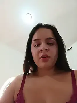 Stripchat Sex Cam of Julieth_hot-69