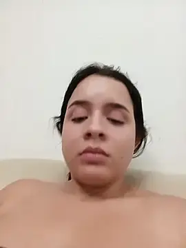 Stripchat Sex Cam of Julieth_hot-69