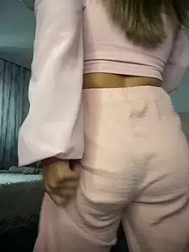 Stripchat Private Sex Chat of HotXMom_
